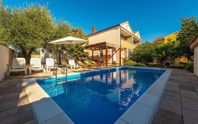 Beautiful Home in Vrsi With 4 Bedrooms, Wifi and Outdoor Swimming Pool