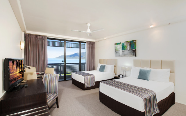 Rydges Esplanade Resort Cairns
