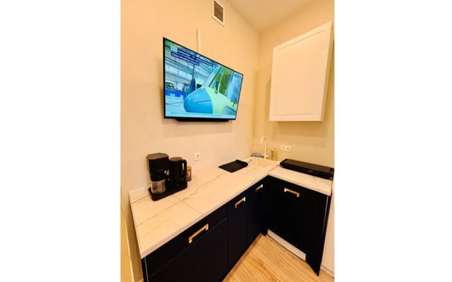 Апартаменты на проезде Серебрякова 11 корпус 2