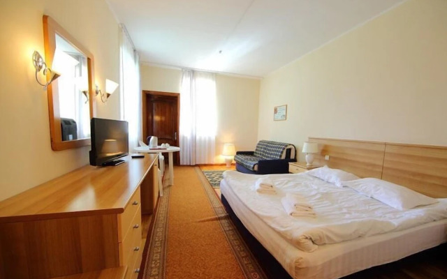 Talisman Village Hotel