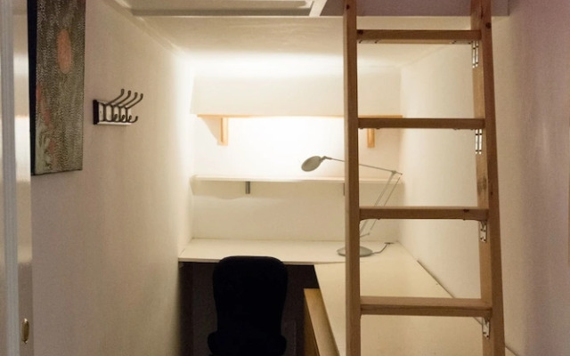 Beautiful City Center 2 Bed Apartment with Park View