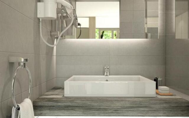 Navarone Boutique & Spa