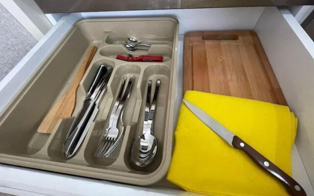 Leo Group Luxury Apartment 1834 Alliance Palace