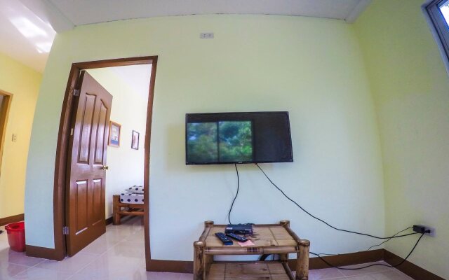Mango House Apartments