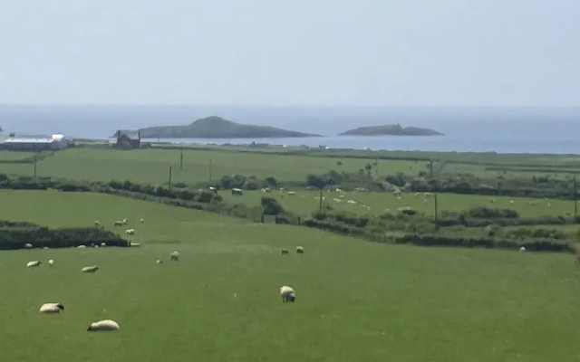 Lovely Caravan With Stunning Views Aberdaron