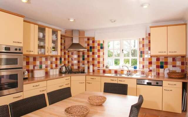 Homefield House