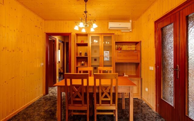 Luxurious Holiday Home in Vendrell With Swimming Pool