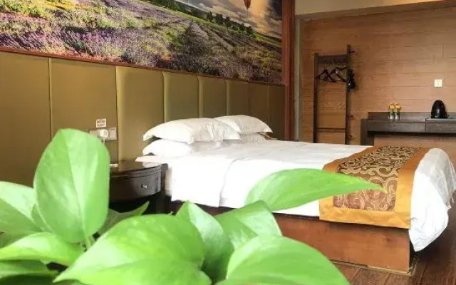 Jinqiu Courtyard Hotel