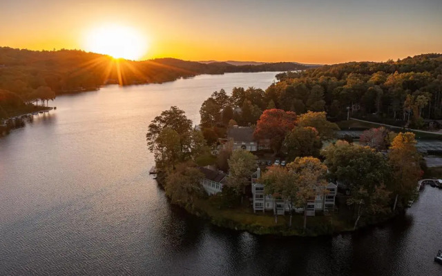 Greystone Inn