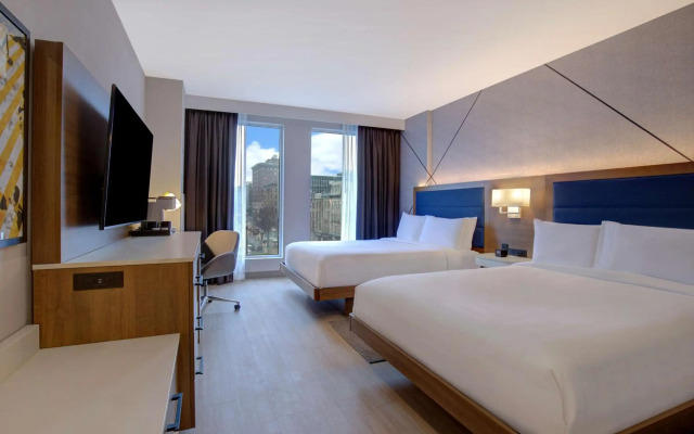 Hampton Inn by Hilton Montreal Downtown