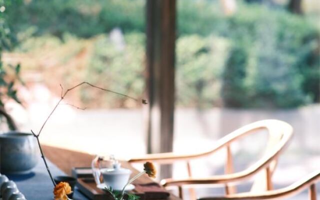 Hangzhou Xianghu Yizhan Hotel