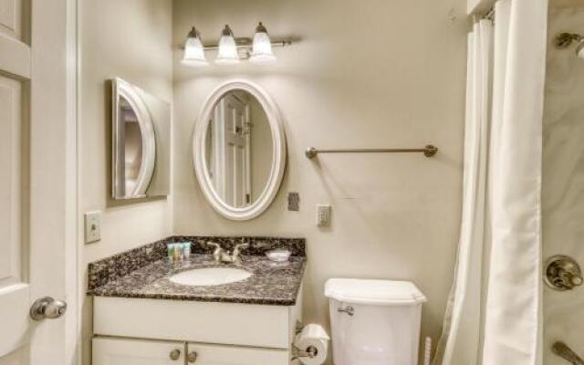 4250 Mariner's Watch Villa