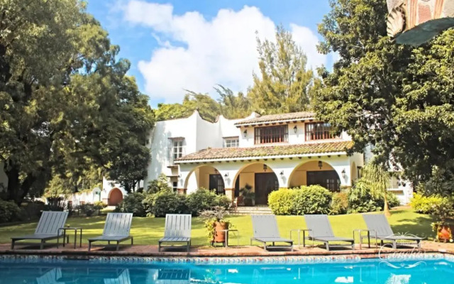 Casa De Las Conchas Cuernavaca