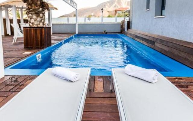 Emanuel Suites