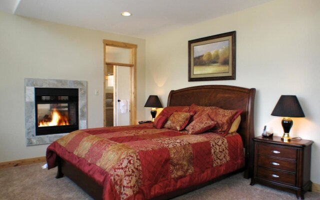 The Pine Tree Lodge