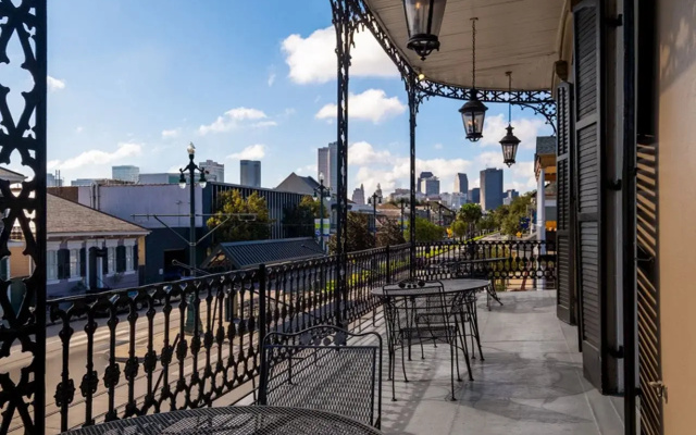 New Orleans Courtyard Hotel and Suites by the French Quarter