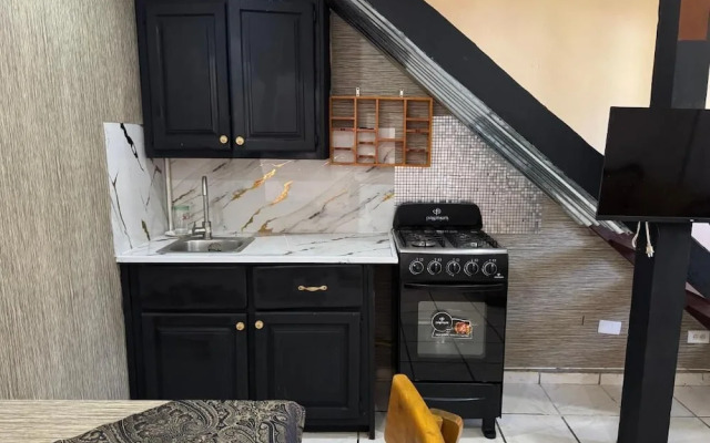 Cozy Studio Apartment 2 min to the Beach, Rooftop