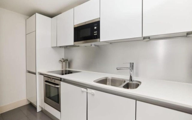 The Graham Park Hideout - Breathtaking 2bdr Flat With Balcony