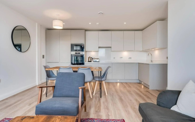 Modern Ground Floor Duplex Apartment