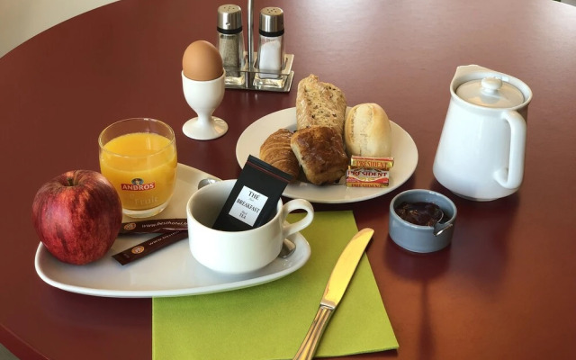 Brit Hotel Mayenne