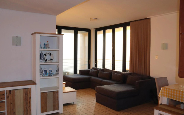 Durban Beach Front SPECTACULAR OCEAN VIEWS - 3 BED