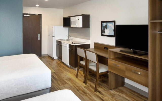WoodSpring Suites Houston IAH Airport