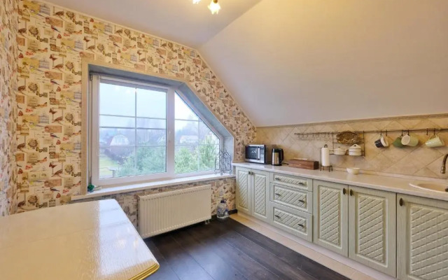 Guest house Ura Seliger