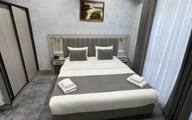 BlueShore International hotel