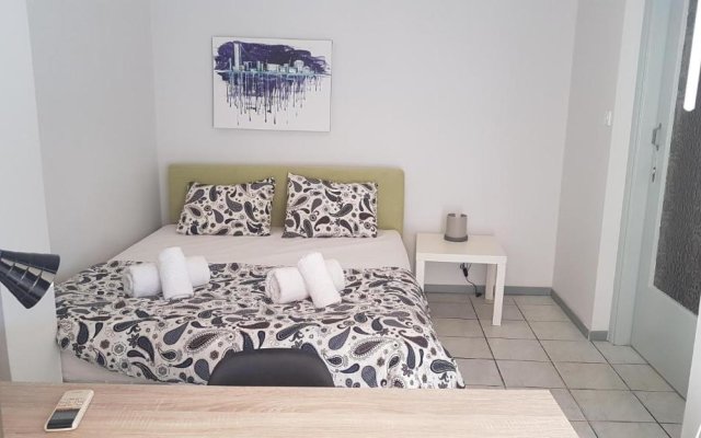 Palette Apartment Alice Blue - Athens Center, 3 Bd, 2 Bath