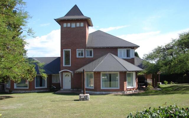 Solar Encantado Cabañas & Chalet