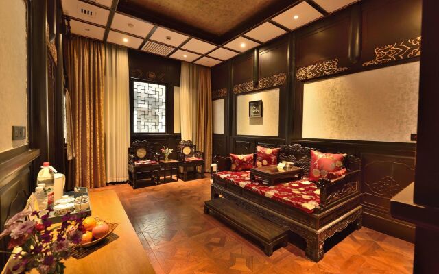 Chengdu Courtyard Hotel