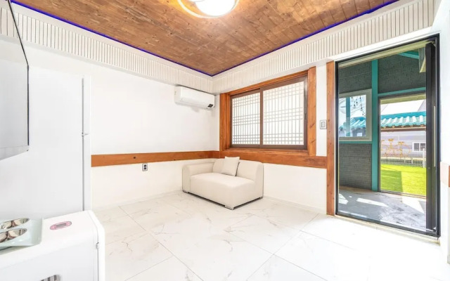 Seonjaedo Gaekkul House pet Pension