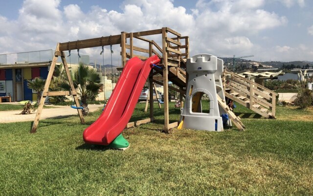 Damour Country Club