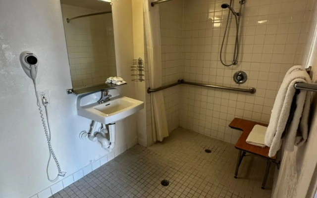 Motel 6 San Diego, CA - Hotel Circle - Mission Valley