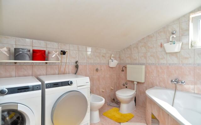 Apartment 1791