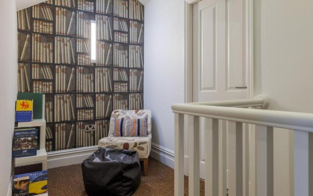 Cunsey, Penthouse Apartment Windermere
