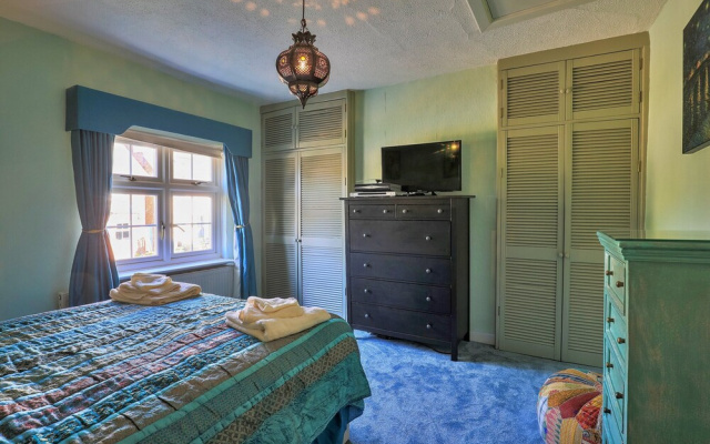 Retreat in Surrey Near Hever Castle