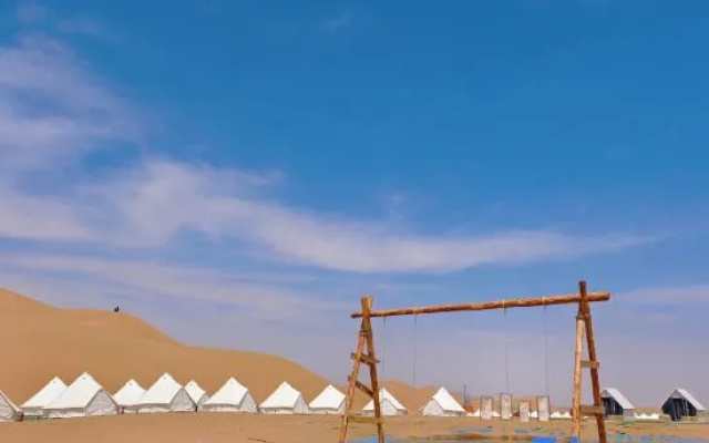 A corner of starry sky camping base – Beach – Zhongwei