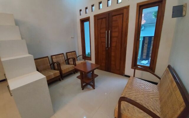 Tentrem Homestay by FH Stay