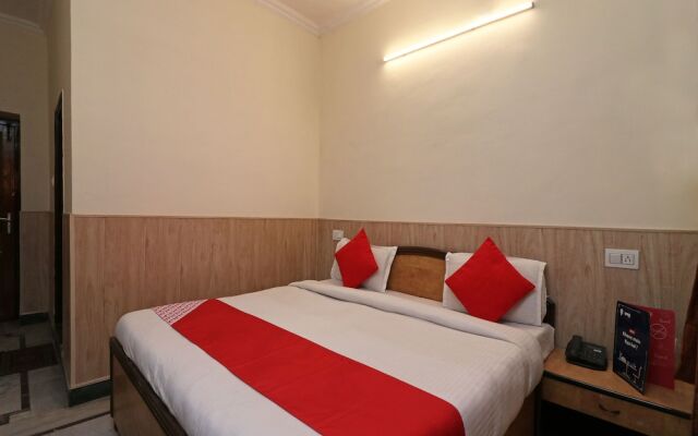 Collection O 4375 Hotel Gang Tarang