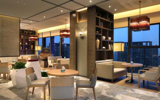Crowne Plaza Yibin by IHG