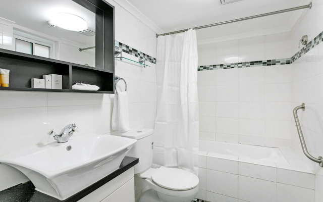 Comfort Inn & Suites Burwood