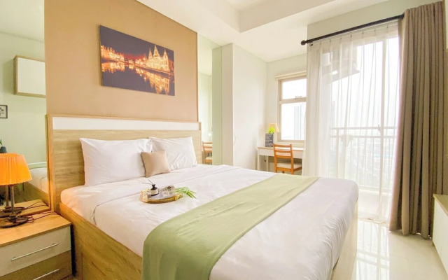 Modern Look and Restful Studio Apartment Springwood Residence Tangerang