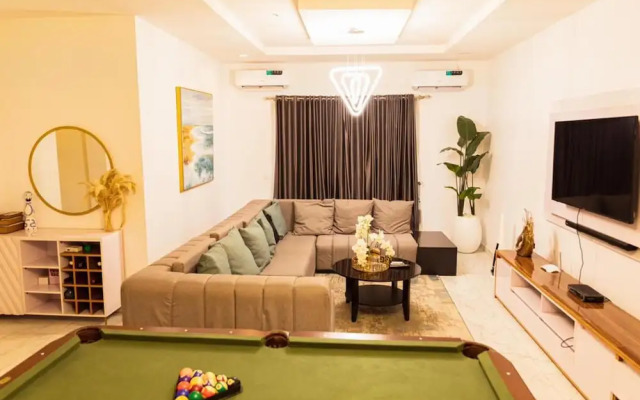 Stunning 2-bed Apartment in Lekki
