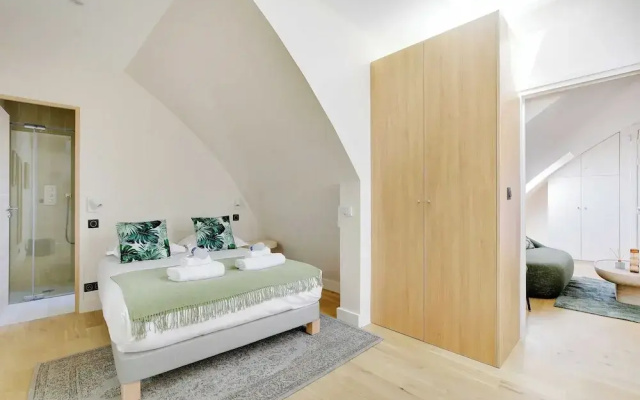 Apt a/c 1br/2p - Saint-lazare/les Champs Elysee
