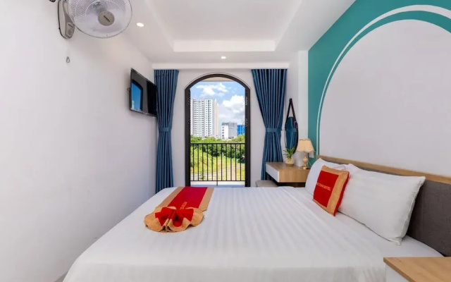 Gold Holiday Hotel