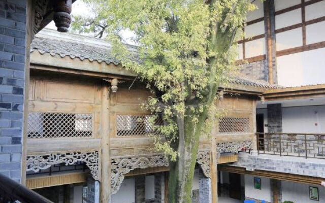 Panda Hotel (Dujiangyan Ancient City)