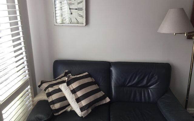 Apartments on the Park Studio 35