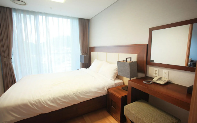 Riviera Hotel Geoje