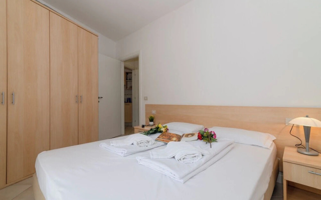 Porto Letizia Tchaikovsky 7